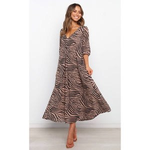 NWT Petal+Pup Exclusive Latiana Mocha Midi Dress Zebra Print Size 10